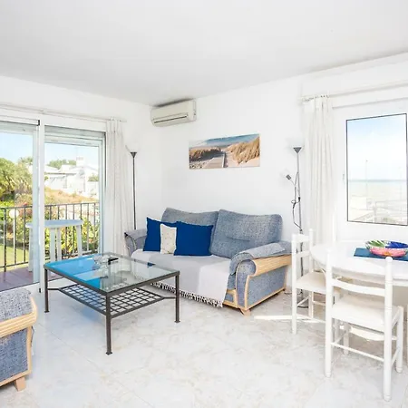 Lets In The Sun Casa Claveles Holiday home